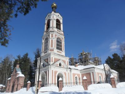 Церковь Казанской иконы Божией Матери с оградой