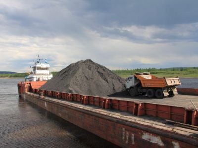 Завоз жизнеобеспечивающих грузов в Якутии идёт без отставаний