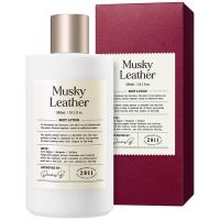 Ламеллярный лосьон для тела с пряным тропическим ароматом Derma:B Narrative Body Lotion Musky Leather
