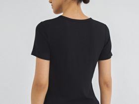 Приталенная футболка в рубчик, Черный