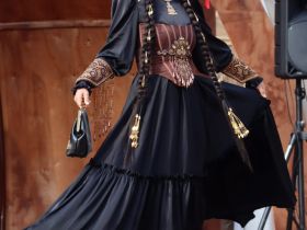 Показ национальной одежды состоялся на Ысыахе Олонхо