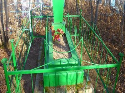 Братская могила красных партизан, погибших при выполнении задания