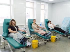 Четыре литра жизни: машиностроители Якутии провели донорскую акцию в честь Национального дня донора