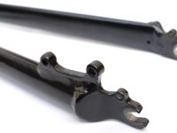 Жесткая алюминиевая вилка Format 1-1/8-1.5 28&quot; (черный 187 мм эксцентрик 9 мм шток 1 1/8&quot;-1.5&quot; (28.6 мм - 38.1 мм), алюминий для дисковых тормозов)