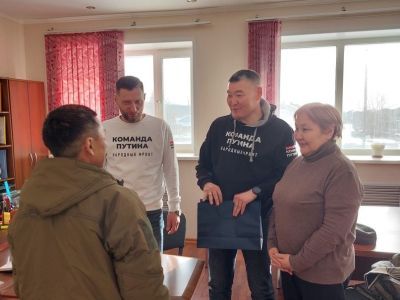 Жителя Арылаха поблагодарили за службу