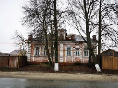 Памятник архитектуры XIX в., бывший жилой дом