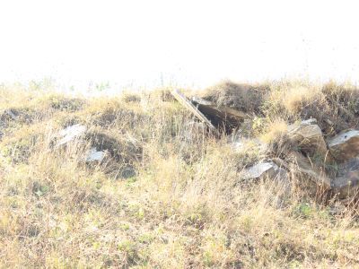 Две стелы надмогильные