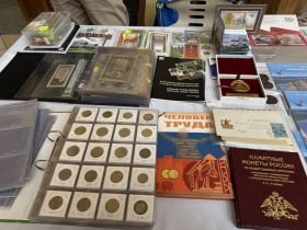 В Якутске открылась ярмарка любителей старины «Ленские клады»