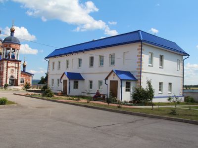 Корпус настоятельский