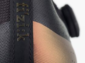 Велотуфли Fizik Tempo Overcurve R4 Iridescent (зеленый 39)