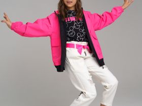 Ветровка для девочки