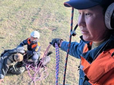 Путин наградил двух якутян за спасение человека во время паводка в Намском районе