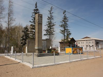 Памятник воинам-землякам, погибшим на фронтах Великой Отечественной войны