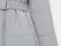 Утепленная куртка с эластичным поясом