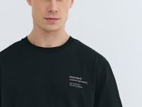 Футболка с принтом, Черный