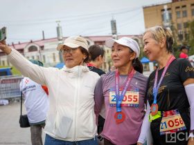 Стали известны имена победителей марафона Олонхо в Якутске