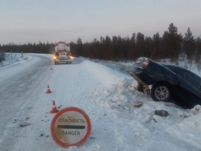 В ДТП с цистерной в Мирнинском районе пострадали три человека, в том числе подросток