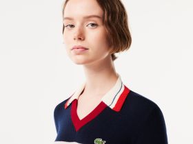 Женский свитер Lacoste