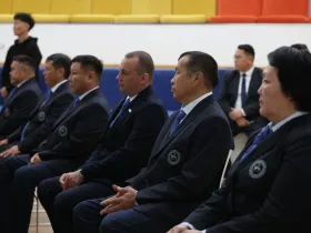 Участники программы «Якутия — Земля героев» представили свои проекты Айсену Николаеву