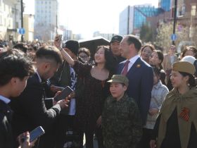 Глава Якутии принял участие в праздничных мероприятиях проекта «Проспект Победы»