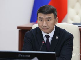 В Якутске более 300 учителей из нескольких республик обсудят сохранение и обучение родному языку