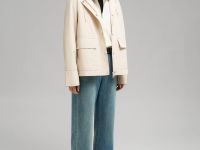 Ветровка с капюшоном свободного силуэта