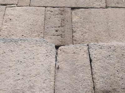 Граффити-строительные знаки