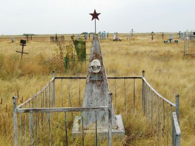 Могила чекистки А.К.Папковой, погибшей в 1919 г.