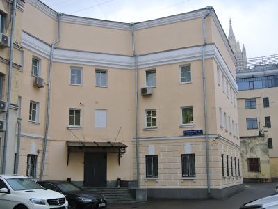 Дом жилой, 1830-е гг., 1876 г., архитектор И.А.Кошечкин, 1904 г., техник-архитектор Ф.Ф.Постников