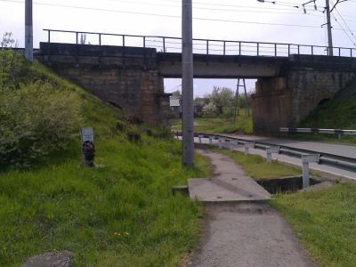 Мост, у которого Выселковский революционный полк вступил в первый бой против белогвардейских войск и одержал победу