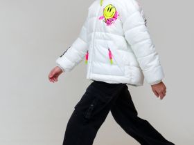 Куртка текстильная с полиуретановым покрытием для девочек