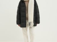 Пуховик с капюшоном