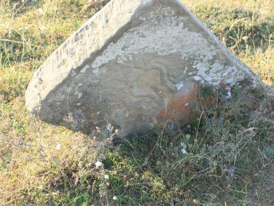 Стела надмогильная