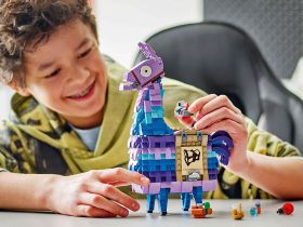 Fortnite 77071 Конструктор Лама с провизией