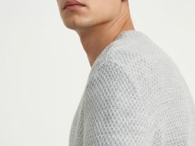 Джемпер с округлой горловиной прямого кроя