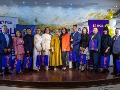 ПСБ в Якутске наградил победителей регионального этапа Национальной премии «Золотой Меркурий»