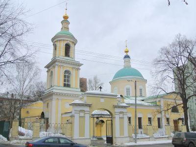 Колокольня