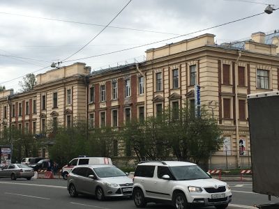 Дом, где в 1944-1957 гг. жил физиолог Орбели Леон Абгарович (кв.7)