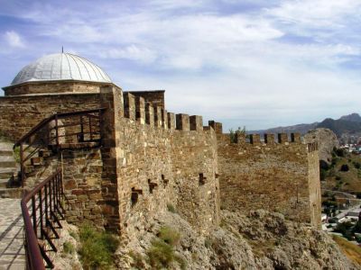 Куртина VII к востоку, юго-востоку и югу от Башни № 7 Безымянной