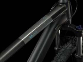 Горный велосипед Cube Aim Race 27.5, год 2023, цвет Черный-Синий, ростовка 14