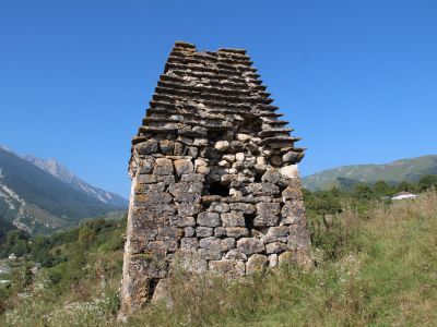 Склепы башенные