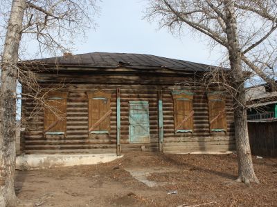 Здание Унэгэтэйской школы, в которой в марте 1920 г. состоялся съезд восставшего народа