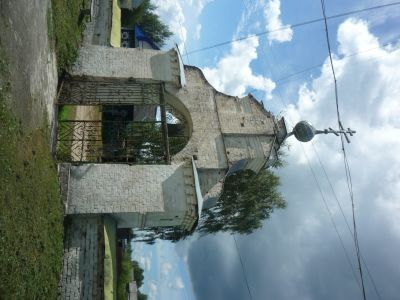 Западные ворота в ограде