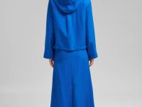 Легкая куртка изо льна и вискозы