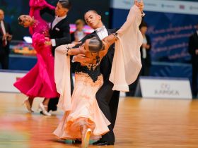 В Якутске начались всероссийские соревнования по танцевальному спорту