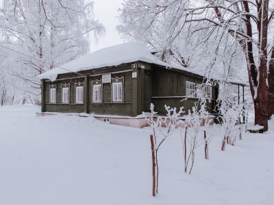 Флигель