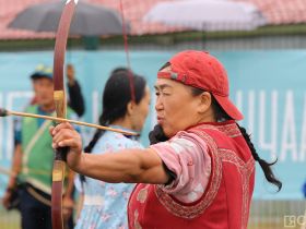 Спортсмены из Вилюйского района победили в командном первенстве по стрельбе из традиционного лука