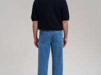 Джинсы прямого кроя