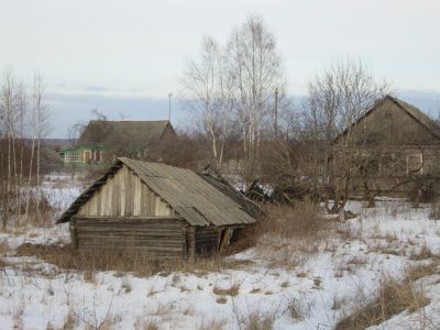 Памятное место, где в 1942 г. был создан партизанский отряд. Деревня сожжена гитлеровцами. Население расстреляно