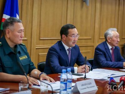 Расслабляться нельзя. Глава Якутии поручил принять дополнительные меры по борьбе с лесными пожарами